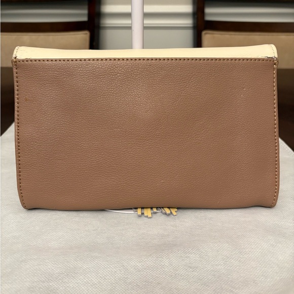 Spartina 449 Cream and Tan Clutch with Tassel - Picture 2 of 4